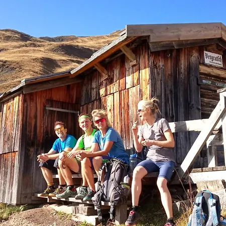Arlberghaus Rocks * Flirsch