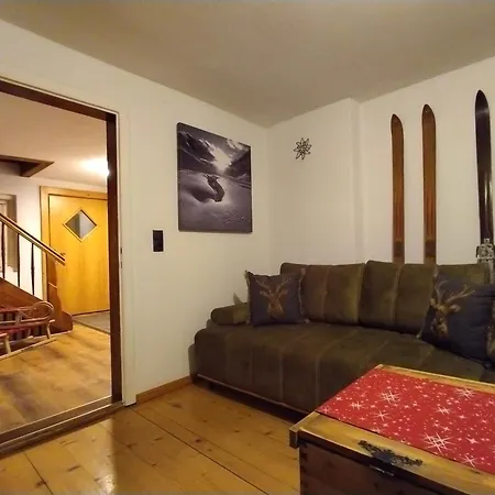 Semesterbostad Arlberghaus Rocks *