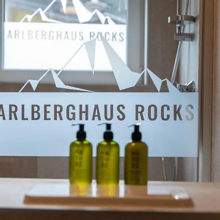 Arlberghaus Rocks Ferienhaus